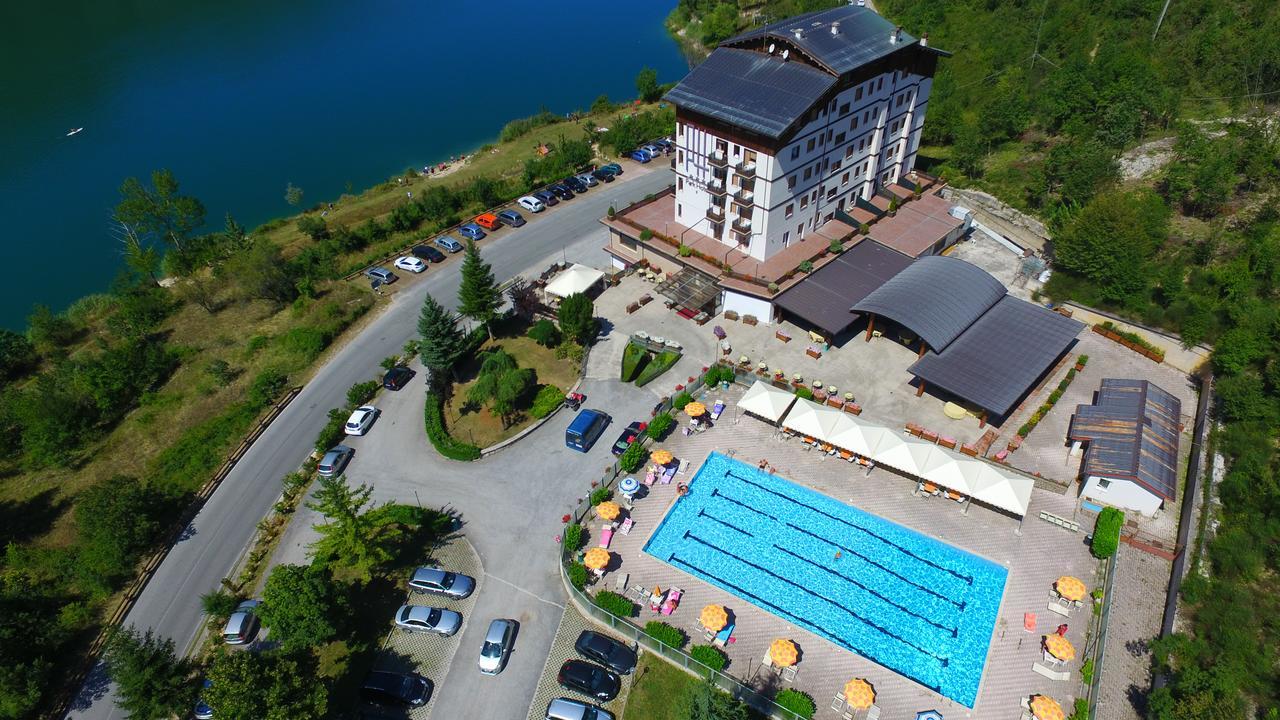 Park Hotel Scanno Esterno foto