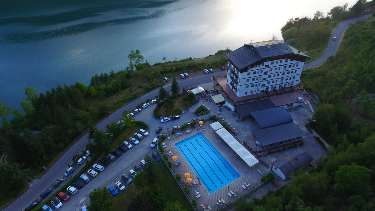Park Hotel Scanno Esterno foto